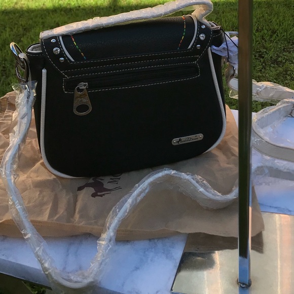 Montana West Black Crossbody NWT - Picture 3 of 8